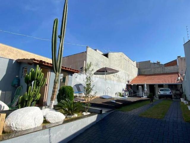Casa venda em Região Geográfica Imediata de Londrina, Londrina