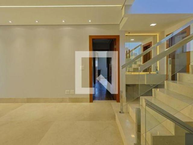 Casa venda em Região Geográfica Imediata de Belo Horizonte, Região Metropolitana de Belo Horizonte