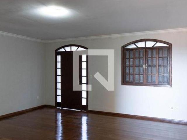 Casa venda em Álvaro Camargos, Belo Horizonte