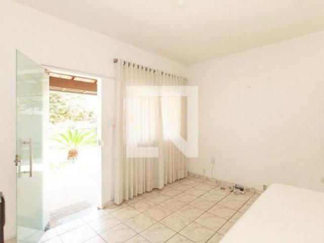 Casa venda em Região Geográfica Imediata de Belo Horizonte, Região Metropolitana de Belo Horizonte
