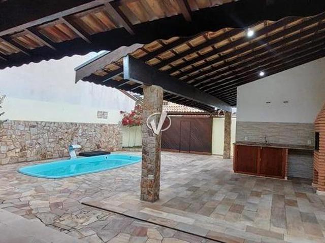 Casa venda em Região Imediata de Taubaté-Pindamonhangaba, Região Metropolitana do Vale do Paraíba e Litoral Norte