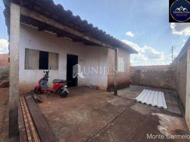Casa venda em Região Geográfica Imediata de Monte Carmelo, Monte Carmelo