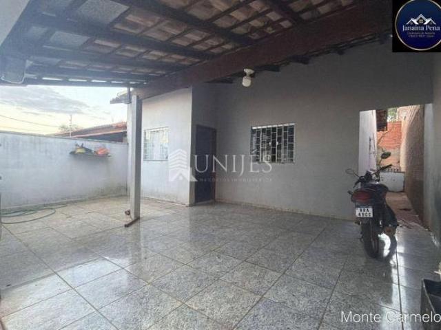 Casa venda em Região Geográfica Imediata de Monte Carmelo, Monte Carmelo