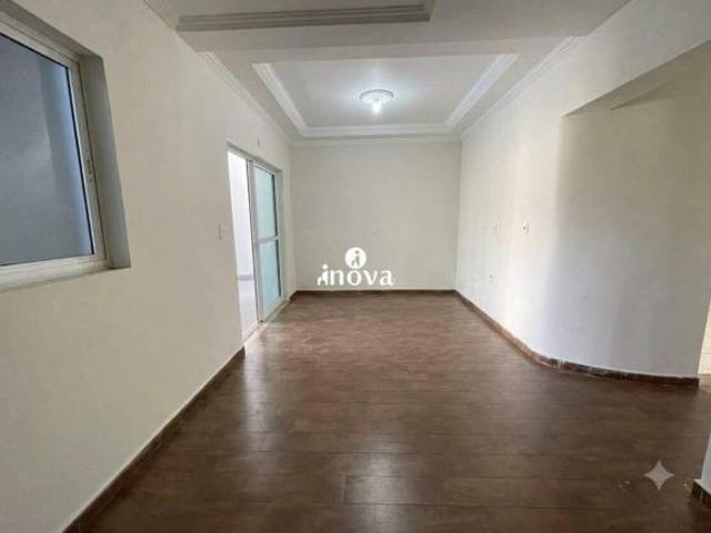 Casa venda em Centro, Uberaba