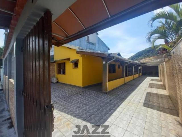 Casa venda em Jardim Califórnia, Caraguatatuba