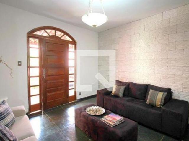 Casa venda em Região Geográfica Imediata de Belo Horizonte, Região Metropolitana de Belo Horizonte