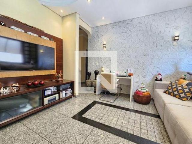 Casa venda em Regional Leste, Belo Horizonte