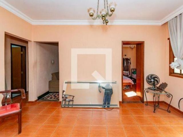Casa venda em Região Geográfica Imediata de Belo Horizonte, Região Metropolitana de Belo Horizonte