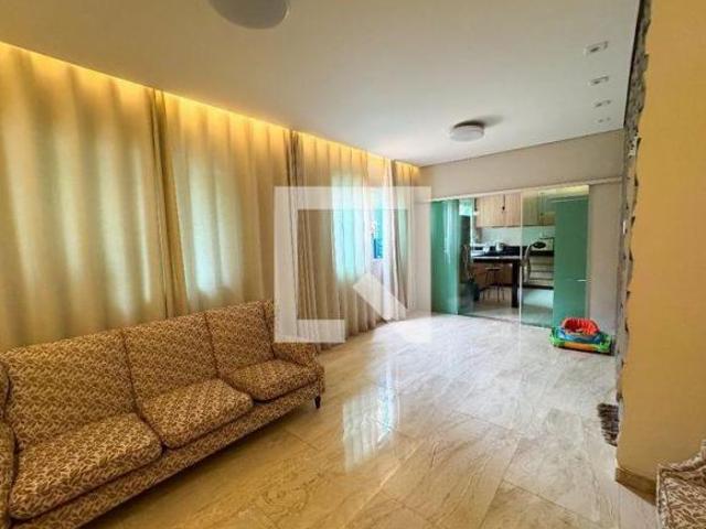 Casa venda em Região Geográfica Imediata de Belo Horizonte, Região Metropolitana de Belo Horizonte