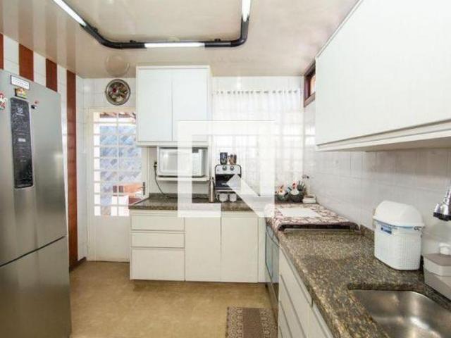 Casa venda em Camargos, Belo Horizonte
