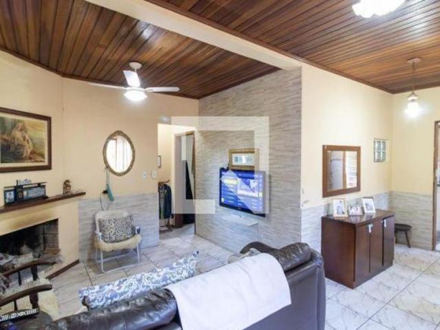 Casa venda em Região Geográfica Imediata de Porto Alegre, Região Metropolitana de Porto Alegre