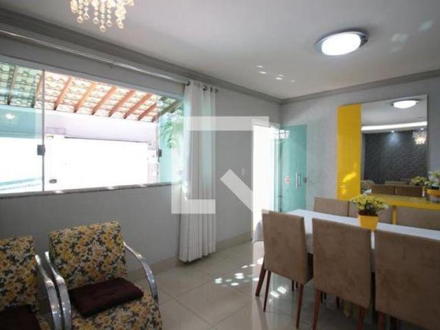 Casa venda em Região Geográfica Imediata de Belo Horizonte, Região Metropolitana de Belo Horizonte