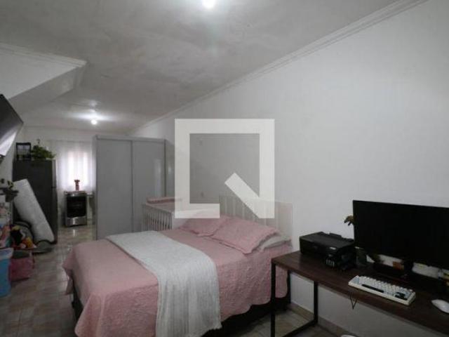 Casa venda em Vila Takebe, Diadema