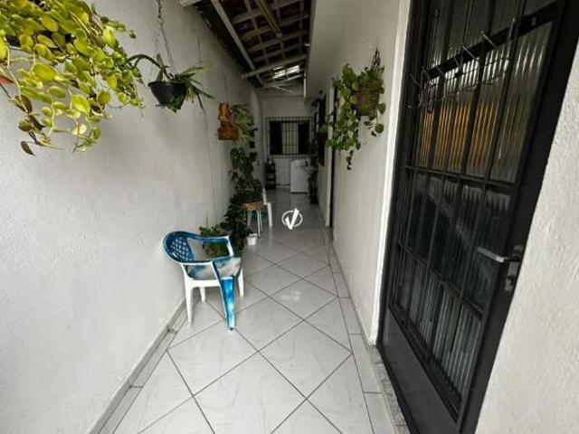 Casa venda em Região Imediata de Taubaté-Pindamonhangaba, Região Metropolitana do Vale do Paraíba e Litoral Norte