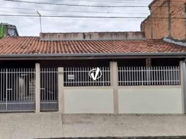 Casa venda em Região Imediata de Taubaté-Pindamonhangaba, Região Metropolitana do Vale do Paraíba e Litoral Norte