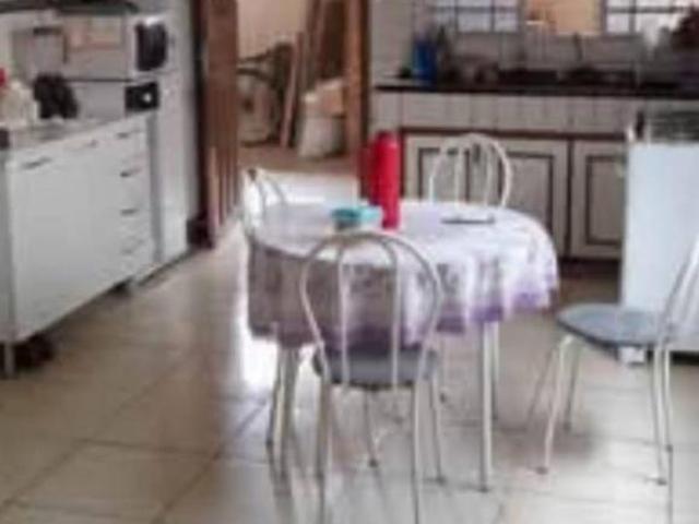 Casa venda em Pindamonhangaba