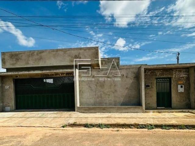 Casa venda em Região Geográfica Imediata de Águas Lindas de Goiás, Região Integrada de Desenvolvimento do Distrito Federal e Entorno