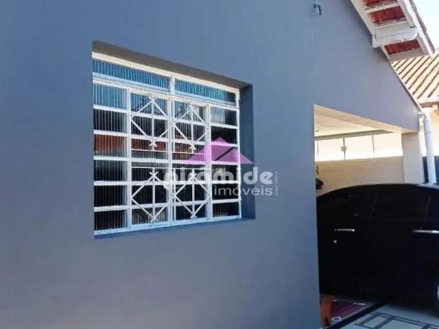 Casa venda em Região Imediata de São José dos Campos, Região Metropolitana do Vale do Paraíba e Litoral Norte