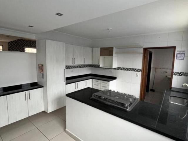 Casa venda em Taboão da Serra