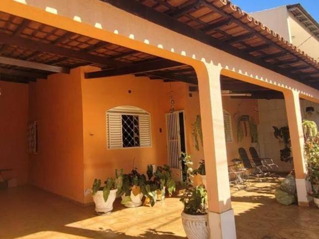 Casa venda em Região Geográfica Imediata do Distrito Federal, Região Integrada de Desenvolvimento do Distrito Federal e Entorno