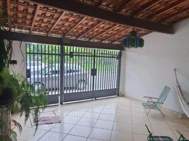 Casa venda em Região Imediata de Taubaté-Pindamonhangaba, Região Metropolitana do Vale do Paraíba e Litoral Norte
