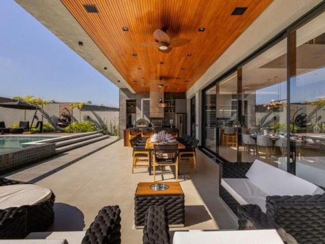 Casa venda em Jardim Beira Rio, Jacareí