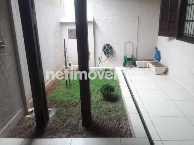 Casa venda em Conjunto Califórnia I, Belo Horizonte