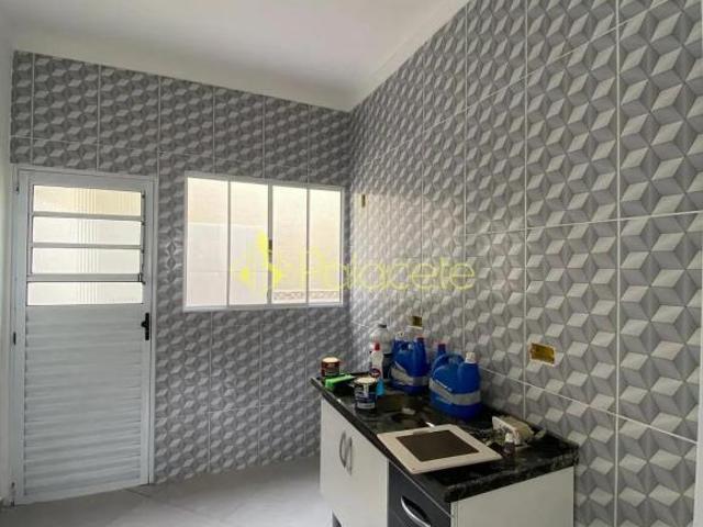 Casa venda em Região Imediata de Taubaté-Pindamonhangaba, Região Metropolitana do Vale do Paraíba e Litoral Norte