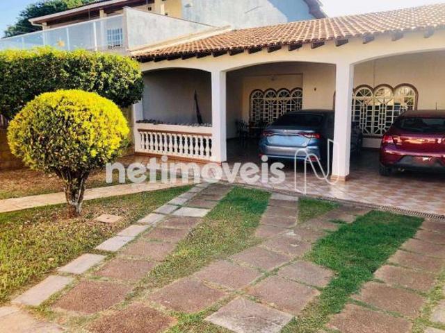 Casa venda em Região Geográfica Imediata do Distrito Federal, Região Integrada de Desenvolvimento do Distrito Federal e Entorno