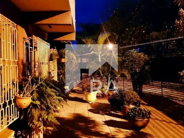 Casa aluguel em SQS 107, Plano Piloto