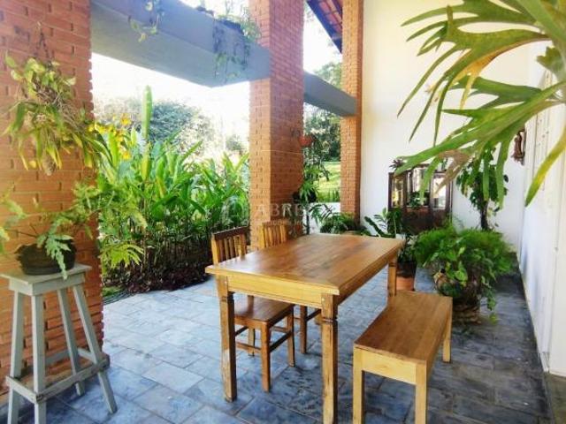 Casa venda em Holambra