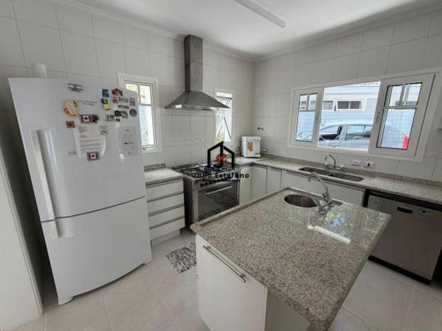 Casa venda em Região Imediata de Taubaté-Pindamonhangaba, Região Metropolitana do Vale do Paraíba e Litoral Norte