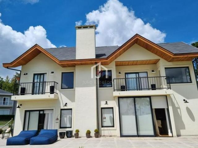 Casa venda em Região Imediata de Taubaté-Pindamonhangaba, Região Metropolitana do Vale do Paraíba e Litoral Norte