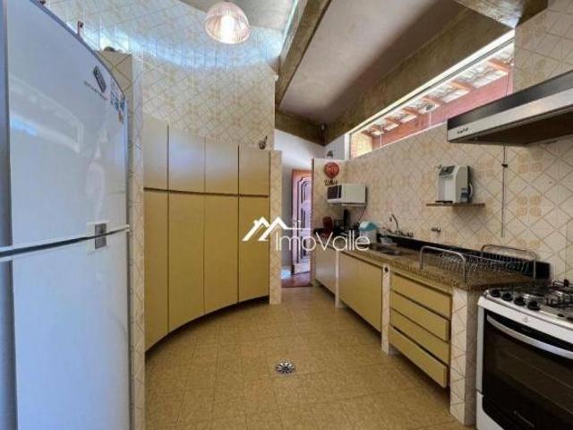 Casa venda em Região Imediata de Taubaté-Pindamonhangaba, Região Metropolitana do Vale do Paraíba e Litoral Norte