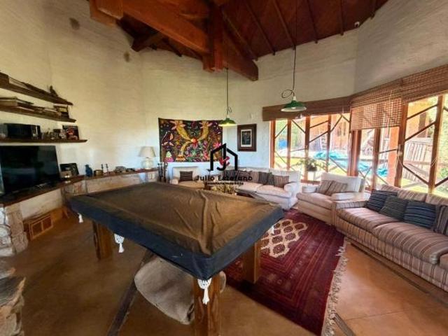 Casa venda em Região Imediata de Taubaté-Pindamonhangaba, Região Metropolitana do Vale do Paraíba e Litoral Norte