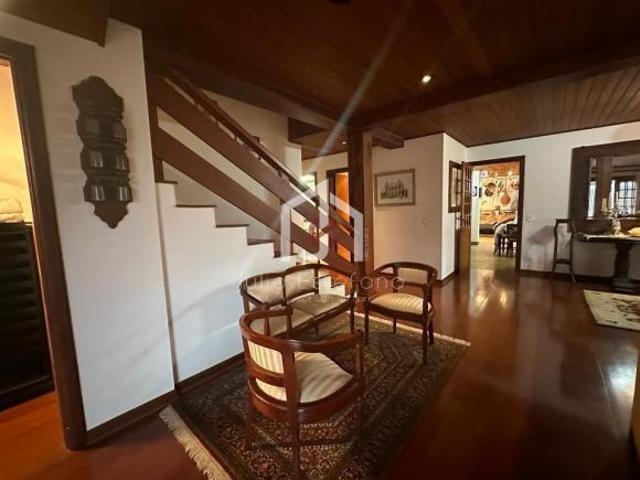 Casa venda em Região Imediata de Taubaté-Pindamonhangaba, Região Metropolitana do Vale do Paraíba e Litoral Norte