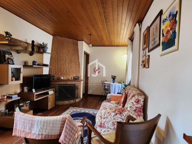 Casa venda em Região Imediata de Taubaté-Pindamonhangaba, Região Metropolitana do Vale do Paraíba e Litoral Norte