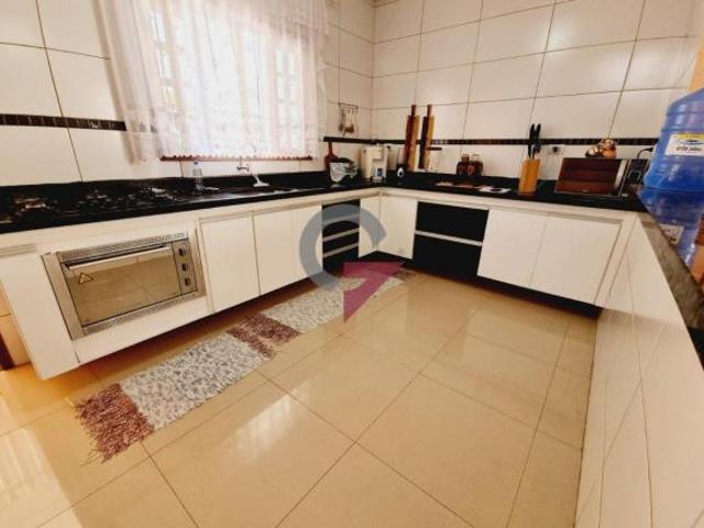 Casa venda em Região Imediata de Taubaté-Pindamonhangaba, Região Metropolitana do Vale do Paraíba e Litoral Norte
