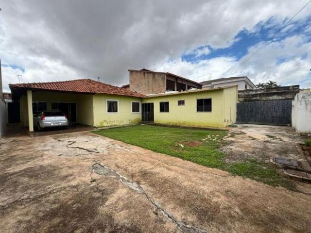Casa venda em Região Geográfica Imediata do Distrito Federal, Região Integrada de Desenvolvimento do Distrito Federal e Entorno