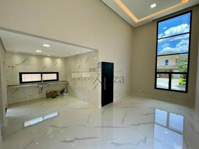 Casa venda em Região Imediata de São José dos Campos, Região Metropolitana do Vale do Paraíba e Litoral Norte