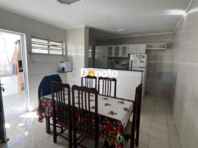 Casa venda em Jardim Sapopema, Diadema