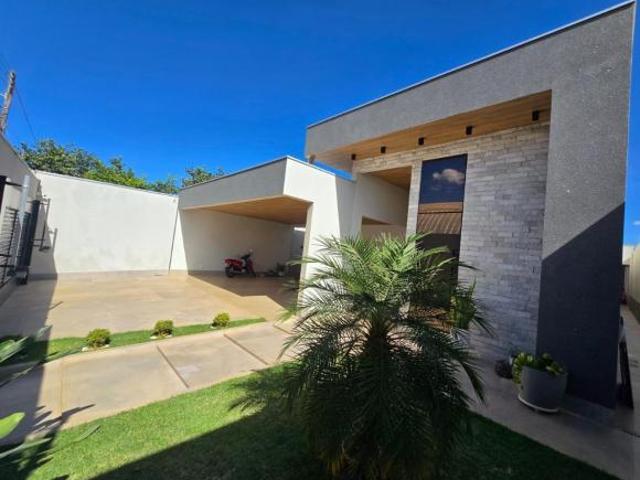 Casa venda em Região Geográfica Imediata de Águas Lindas de Goiás, Região Integrada de Desenvolvimento do Distrito Federal e Entorno