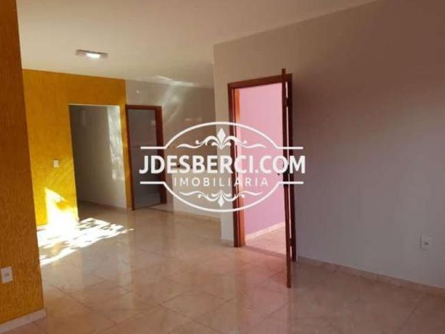 Casa venda em Parque Residencial Groot, Holambra