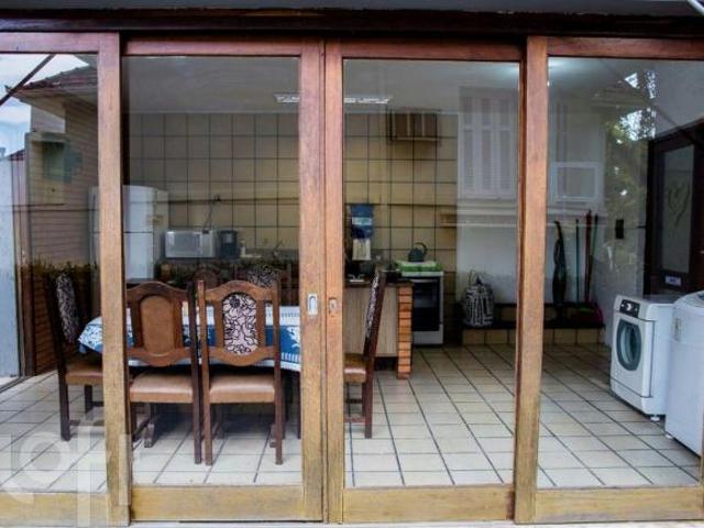 Casa venda em Região Geográfica Imediata de Porto Alegre, Região Metropolitana de Porto Alegre