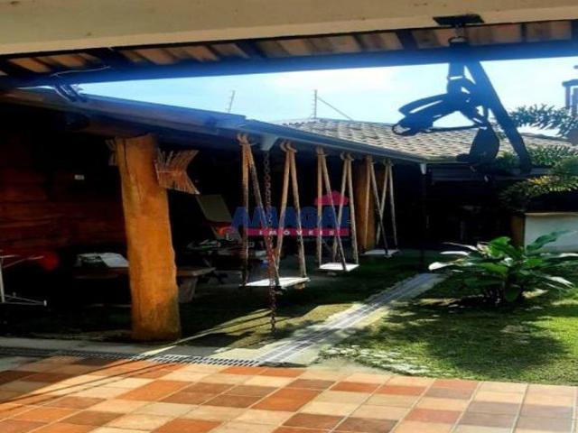 Casa venda em Região Imediata de São José dos Campos, Região Metropolitana do Vale do Paraíba e Litoral Norte