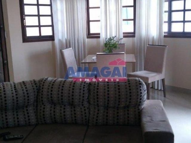 Casa venda em Região Imediata de São José dos Campos, Região Metropolitana do Vale do Paraíba e Litoral Norte