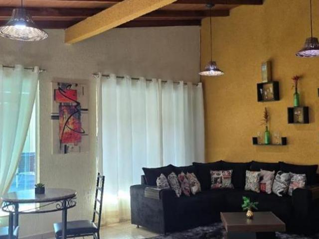 Casa venda em Região Geográfica Imediata de Londrina, Londrina