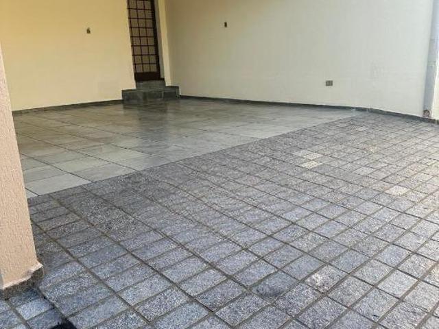 Casa venda em Região Geográfica Imediata de Londrina, Londrina