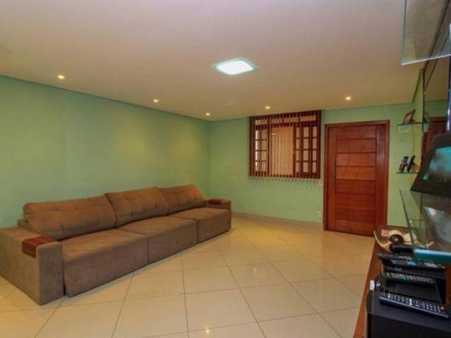 Casa venda em Região Imediata de Guaratinguetá, Região Metropolitana do Vale do Paraíba e Litoral Norte