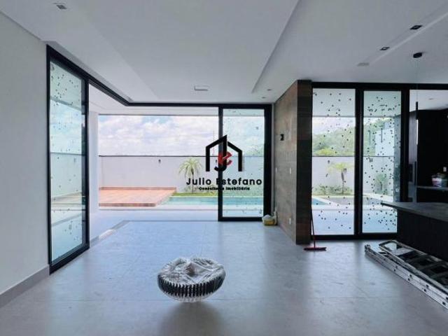 Casa venda em Região Imediata de Taubaté-Pindamonhangaba, Região Metropolitana do Vale do Paraíba e Litoral Norte